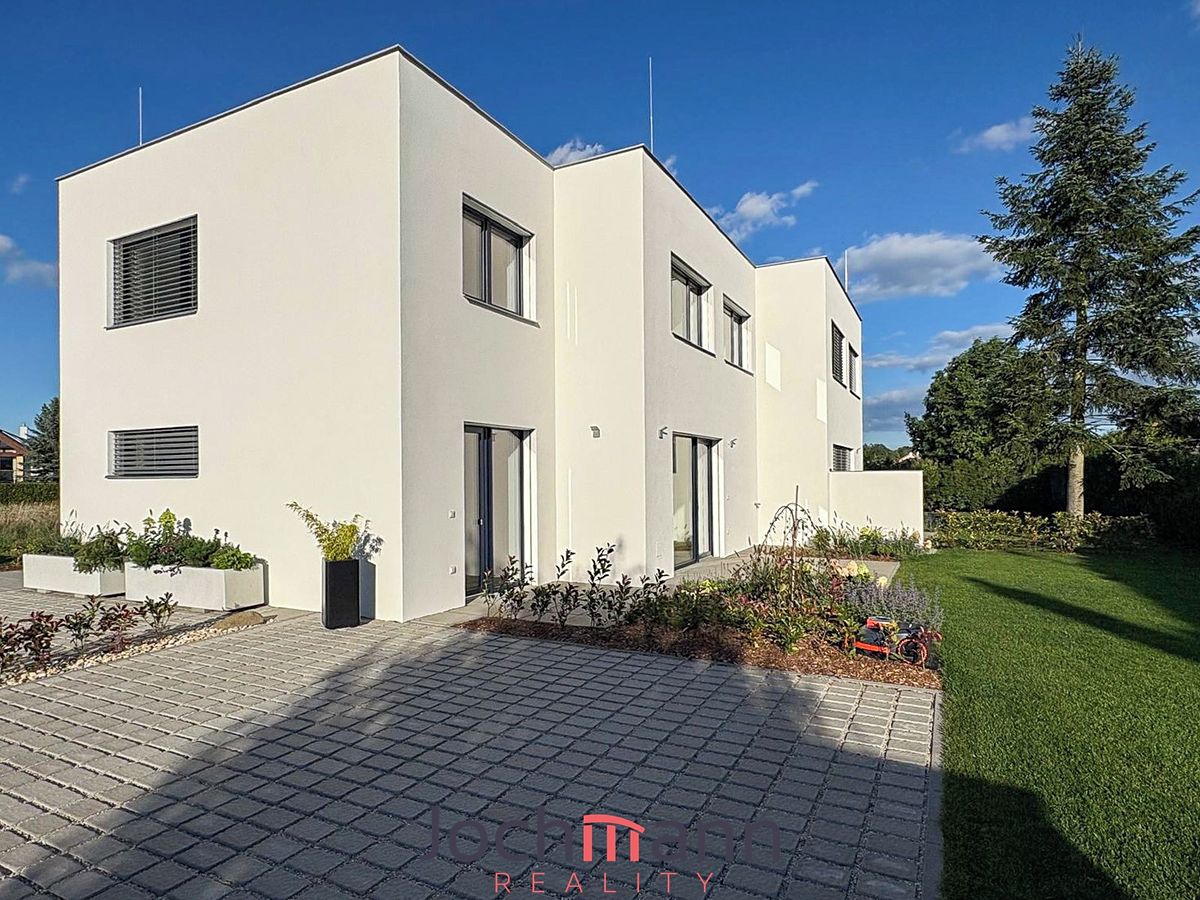Pronájem rodinného domu 120 m², pozemek 300 m²