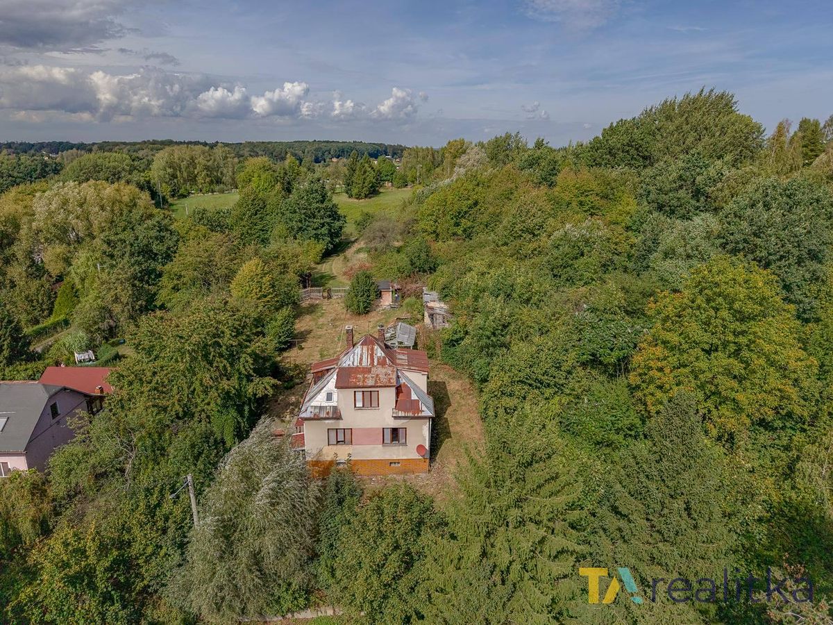 Prodej rodinného domu 126 m², pozemek 2044 m²