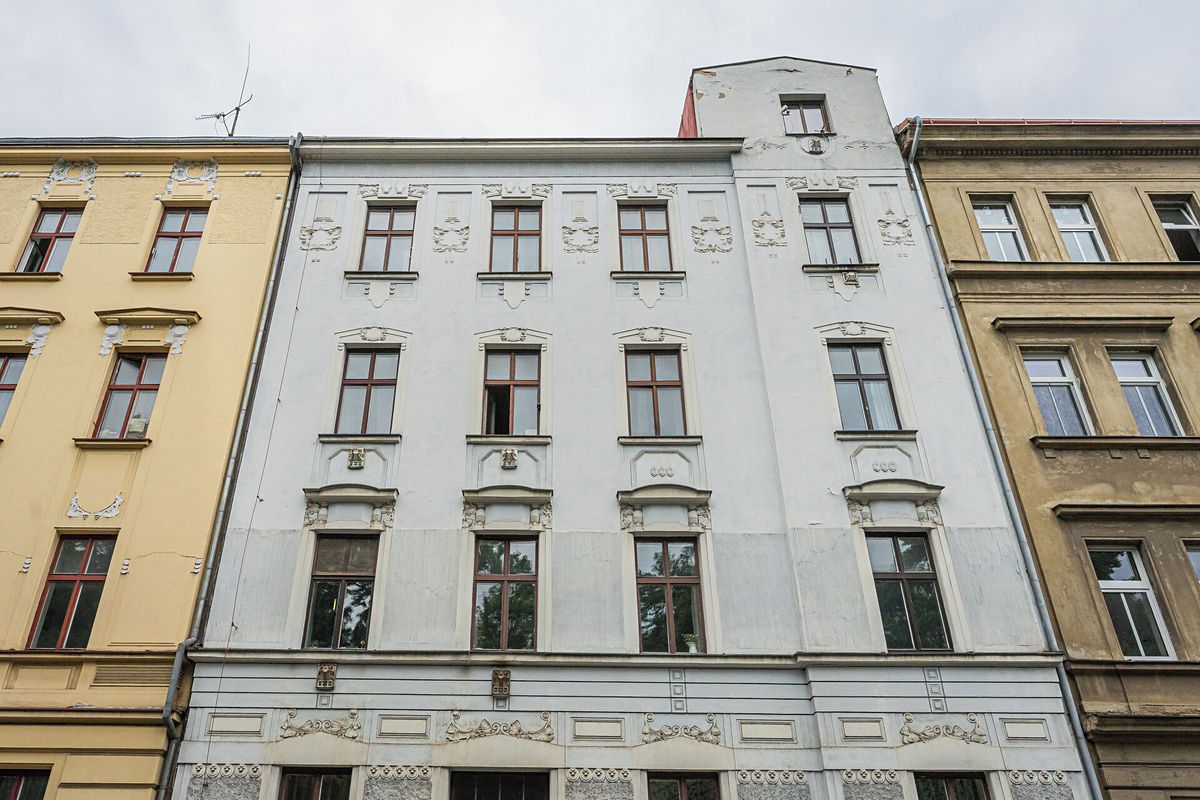 Pronájem bytu 2+kk 38 m² – fotografie 2