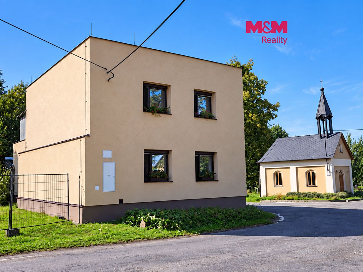 Prodej rodinného domu 174 m², pozemek 756 m²