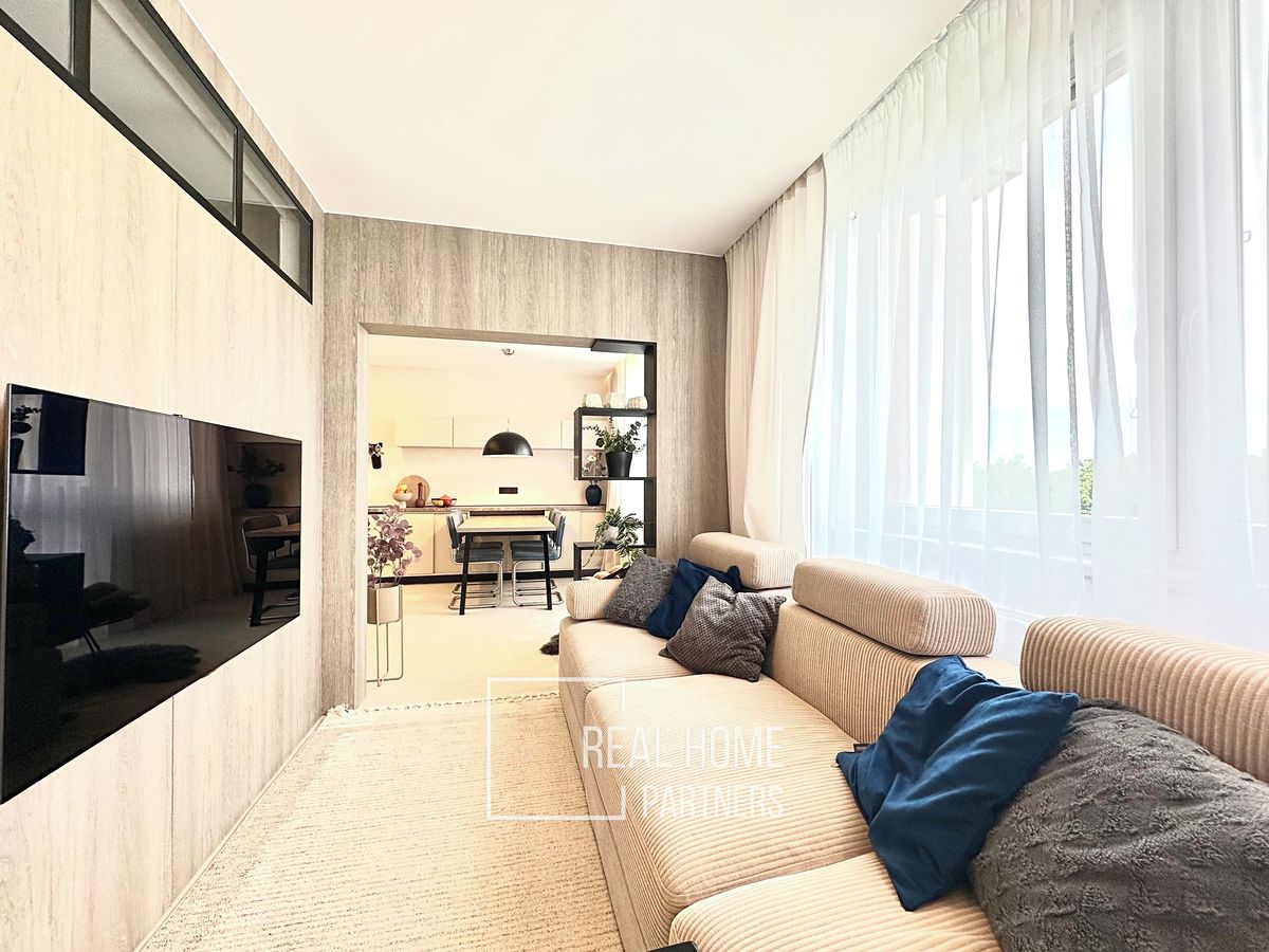 Pronájem bytu 3+kk 75 m² – fotografie 2