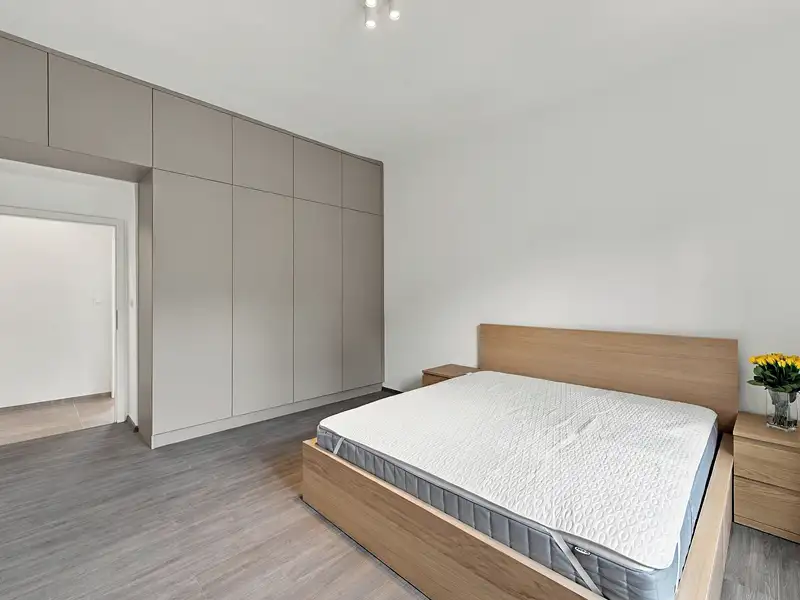 Prodej vily 350 m², pozemek 159 m², Praha – náhled fotky 3