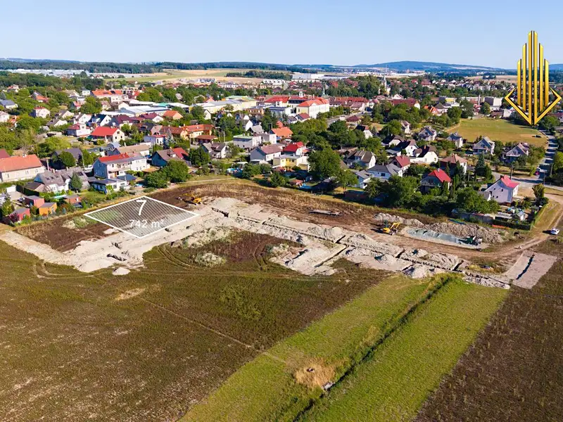 Prodej stavebního pozemku 739 m², Solnice – náhled fotky 2
