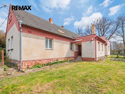 Prodej rodinného domu 146 m², pozemek 976 m²