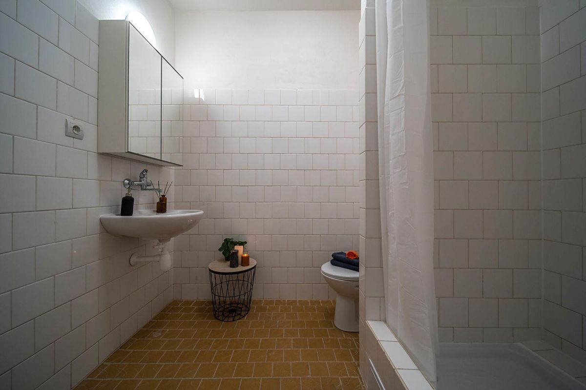 Pronájem bytu 1+kk 25 m² – fotografie 3