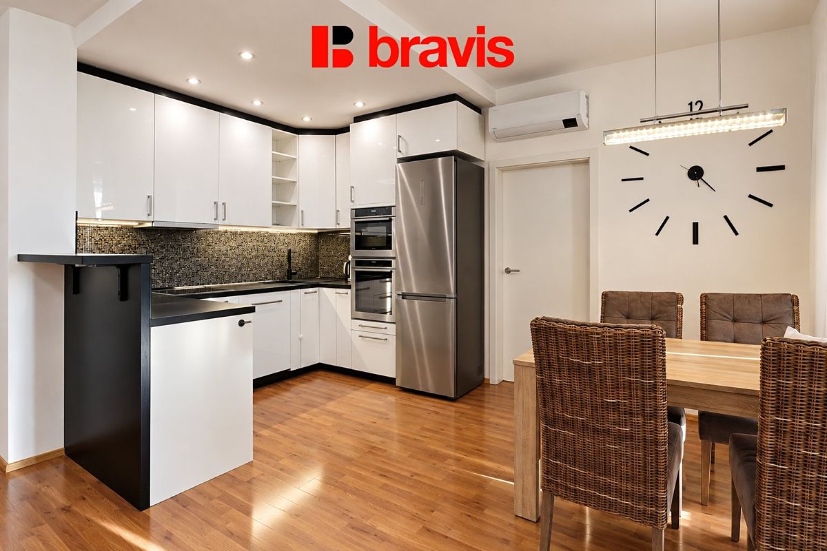 Pronájem bytu 3+kk 85 m² – fotografie 3