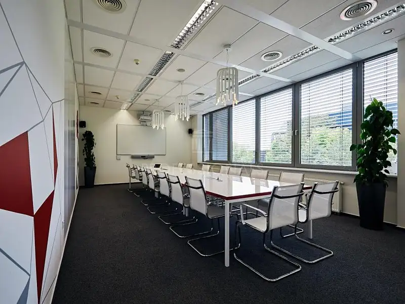 Pronájem kanceláře 500 m², Praha – náhled fotky 3