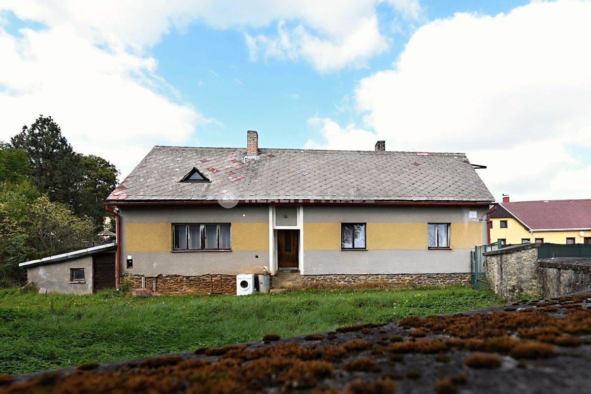 Prodej rodinného domu 123 m², pozemek 653 m²