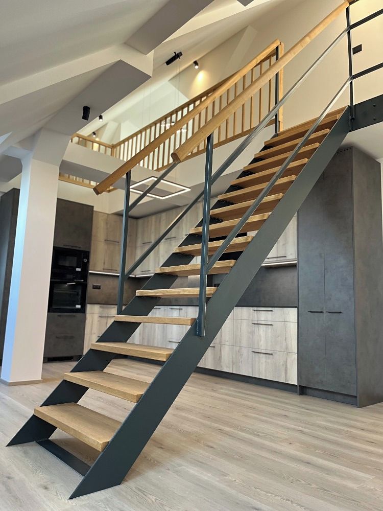 Pronájem bytu 3+kk 160 m² – fotografie 3
