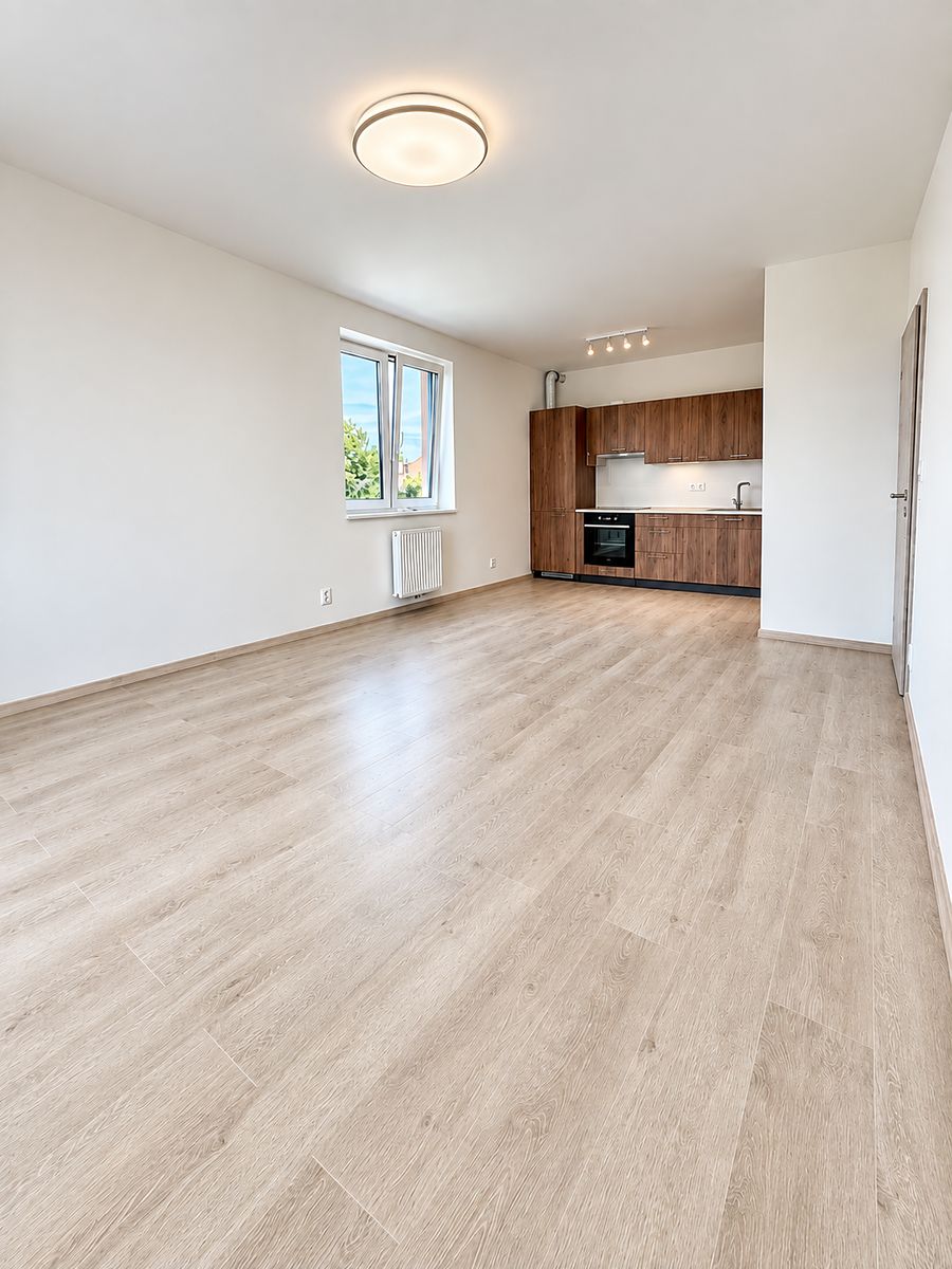 Pronájem bytu 2+kk 52 m² – fotografie 2