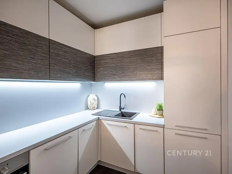 Prodej bytu 2+kk 58 m², Praha – náhled fotky 2