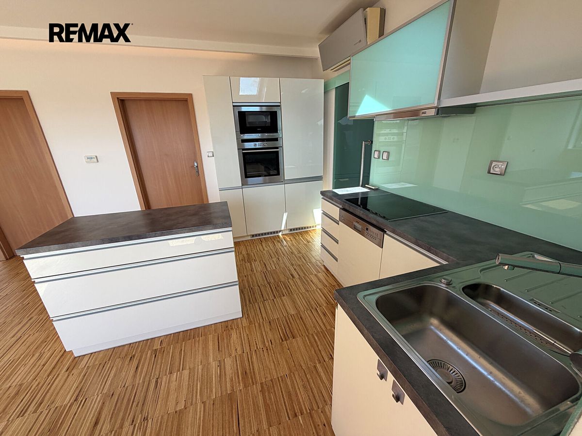 Prodej bytu 3+kk 74 m² – fotografie 5