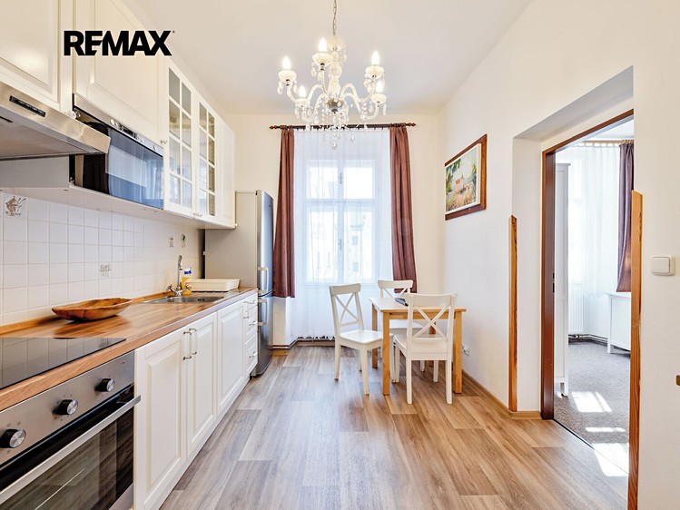 Prodej komerčního prostoru, 266 m² (19 z 39)