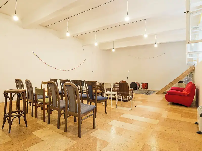 Pronájem komerční nemovitosti 100 m², Praha – náhled fotky 2