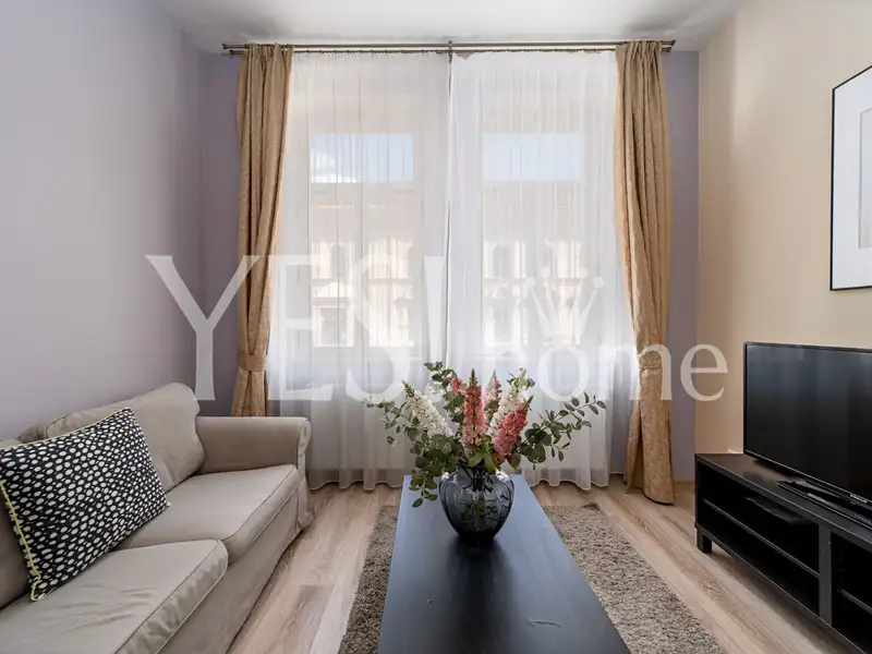 Pronájem bytu 2+kk 40 m², Praha – náhled fotky 3