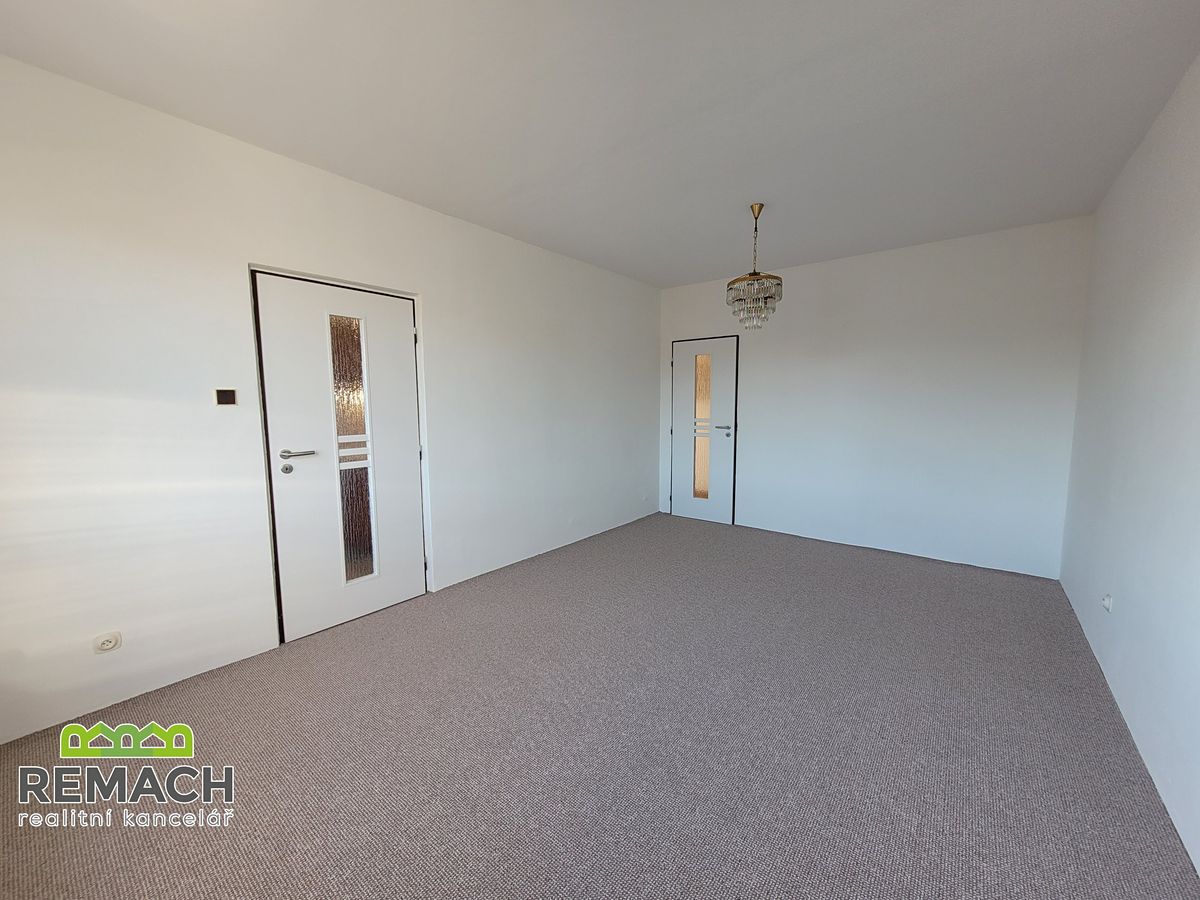 Pronájem bytu 3+1 70 m² – fotografie 5