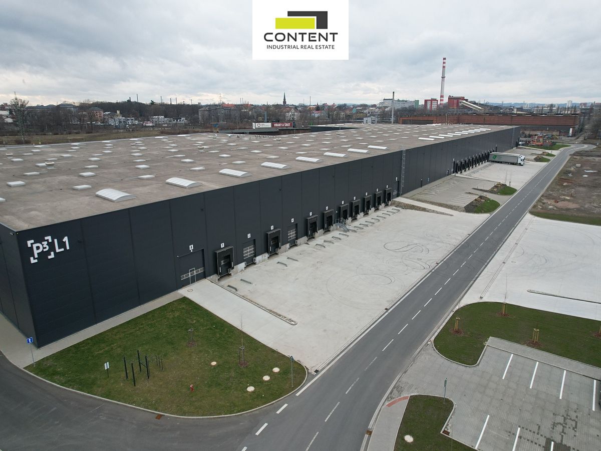 Pronájem skladového prostoru 15000 m² – fotografie 2
