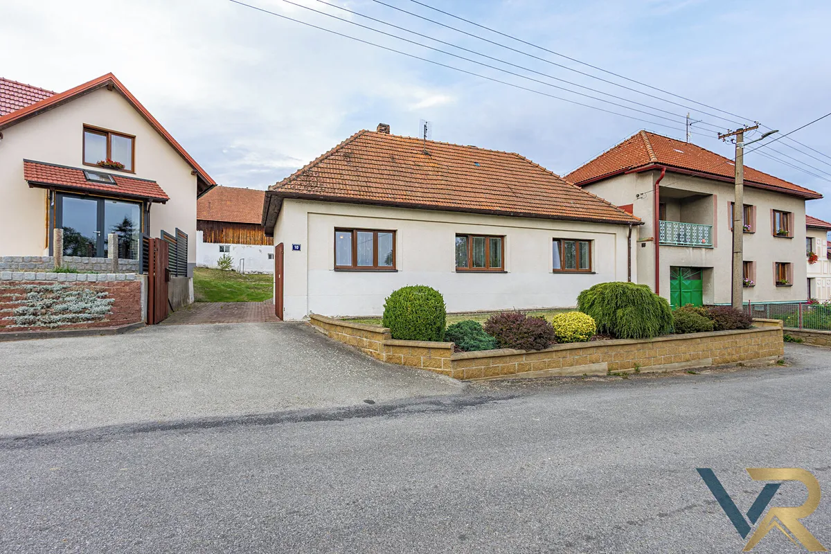 Prodej rodinného domu 170 m², pozemek 1750 m²