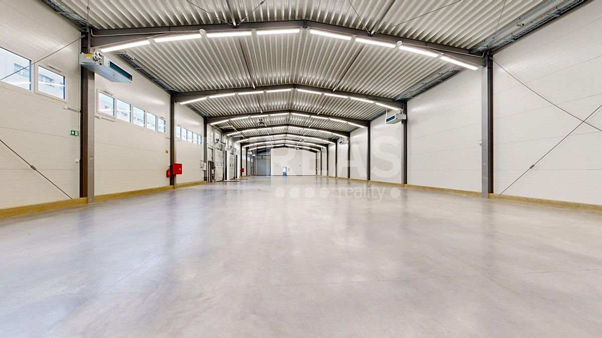 Pronájem výrobní haly, prostoru 899 m² – fotografie 3