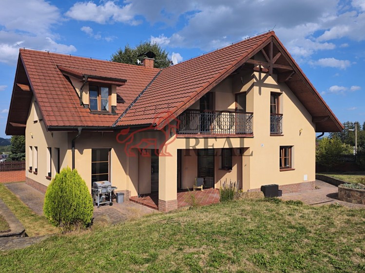 Prodej domu, 316 m² (1 z 39)