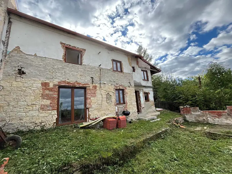 Prodej rodinného domu 80 m², pozemek 331 m², Domoušice – náhled fotky 3