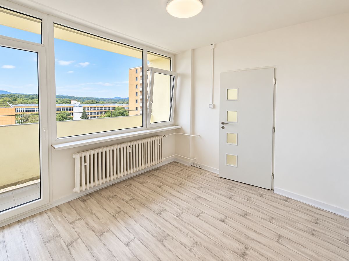 Pronájem bytu 3+1 72 m² – fotografie 4