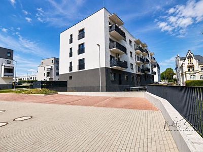 Pronájem garážového stání 12 m²