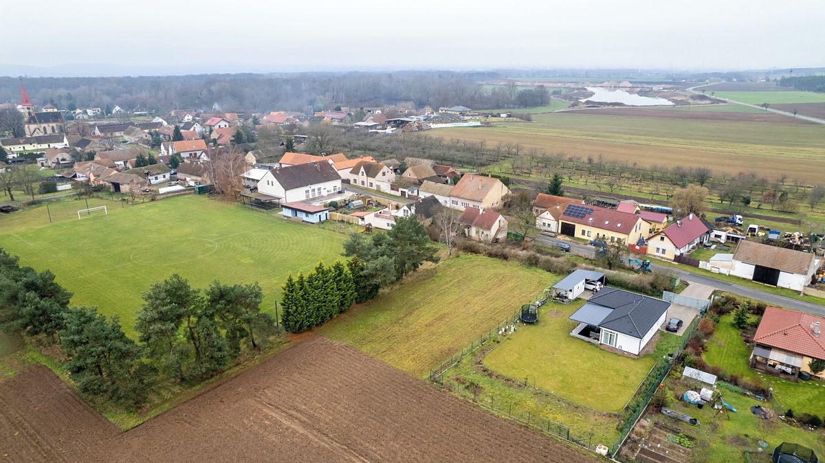 Prodej stavebního pozemku 1240 m² – fotografie 3