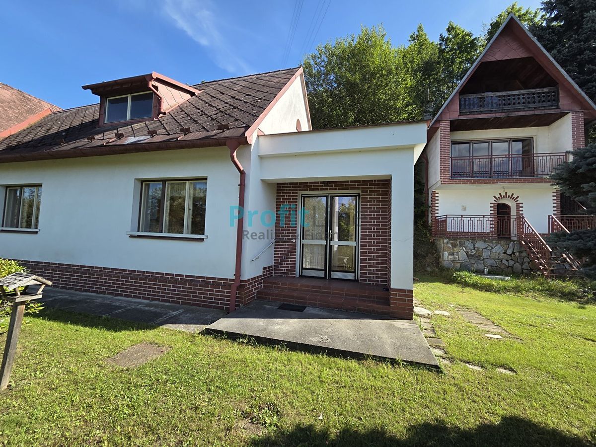 Prodej rodinného domu 150 m², pozemek 694 m²