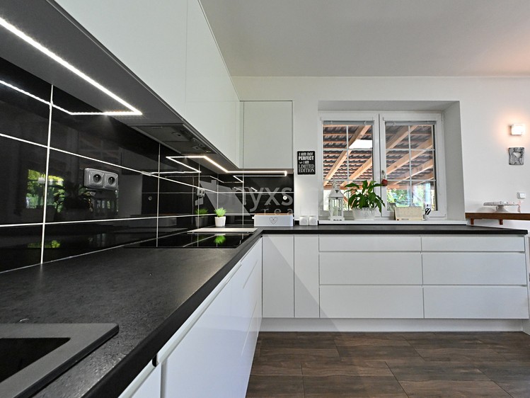 Prodej domu, 183 m² (11 z 39)