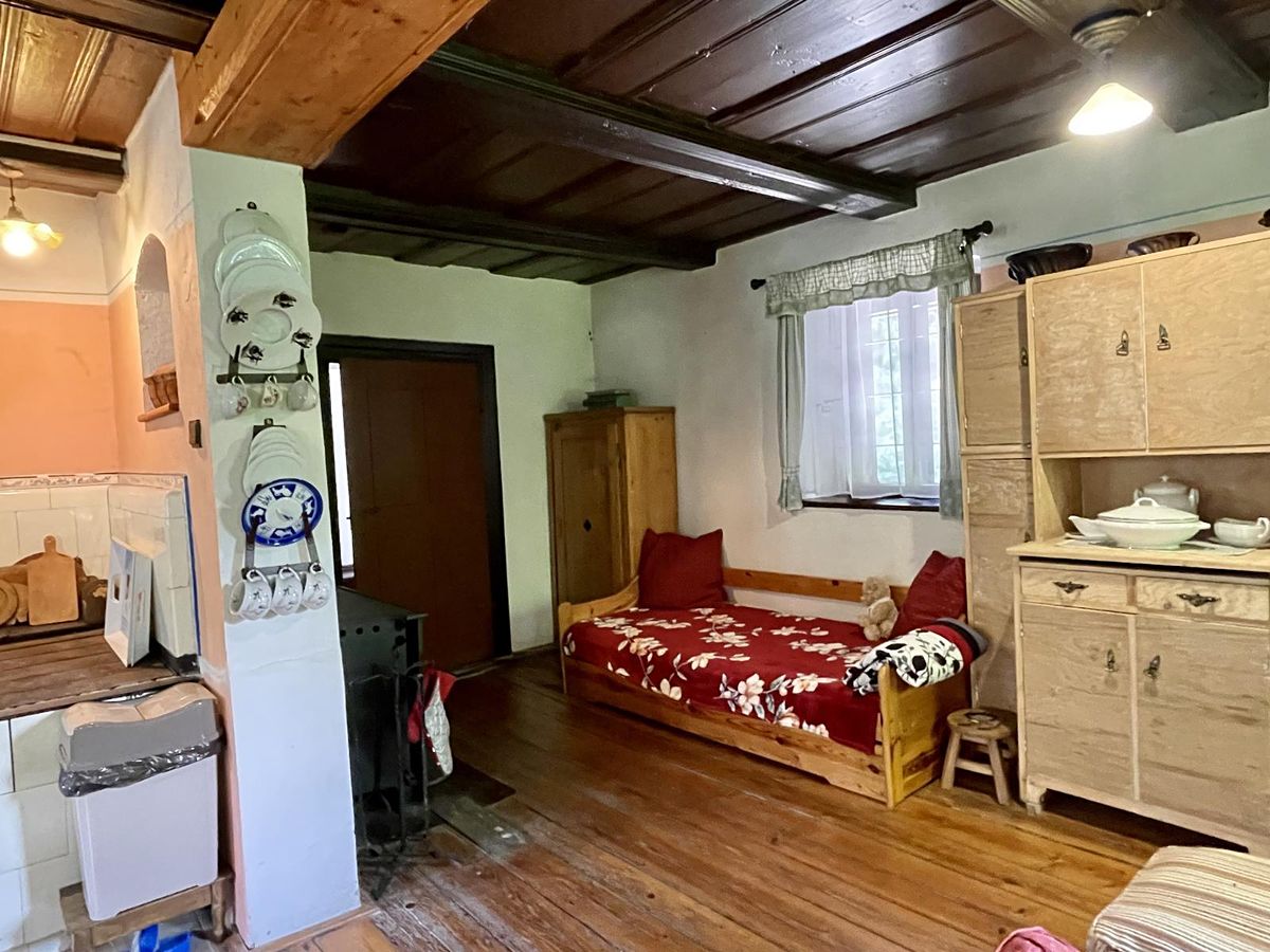 Prodej rodinného domu 200 m², pozemek 1046 m² – fotografie 4