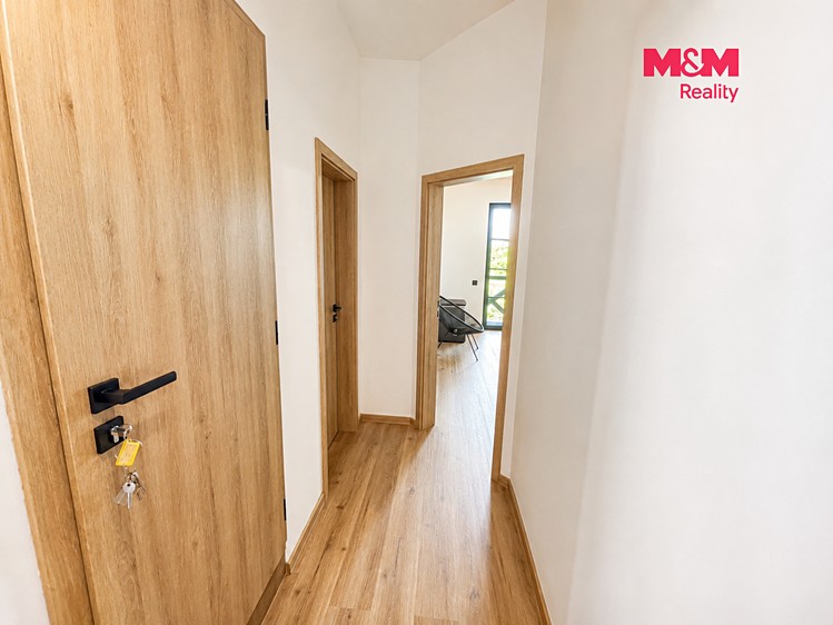 Pronájem bytu room, 25 m² (8 z 10)