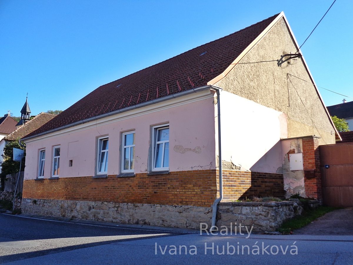 Prodej rodinného domu 98 m², pozemek 748 m²