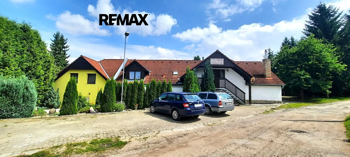 Prodej rodinného domu 1364 m², pozemek 3811 m²