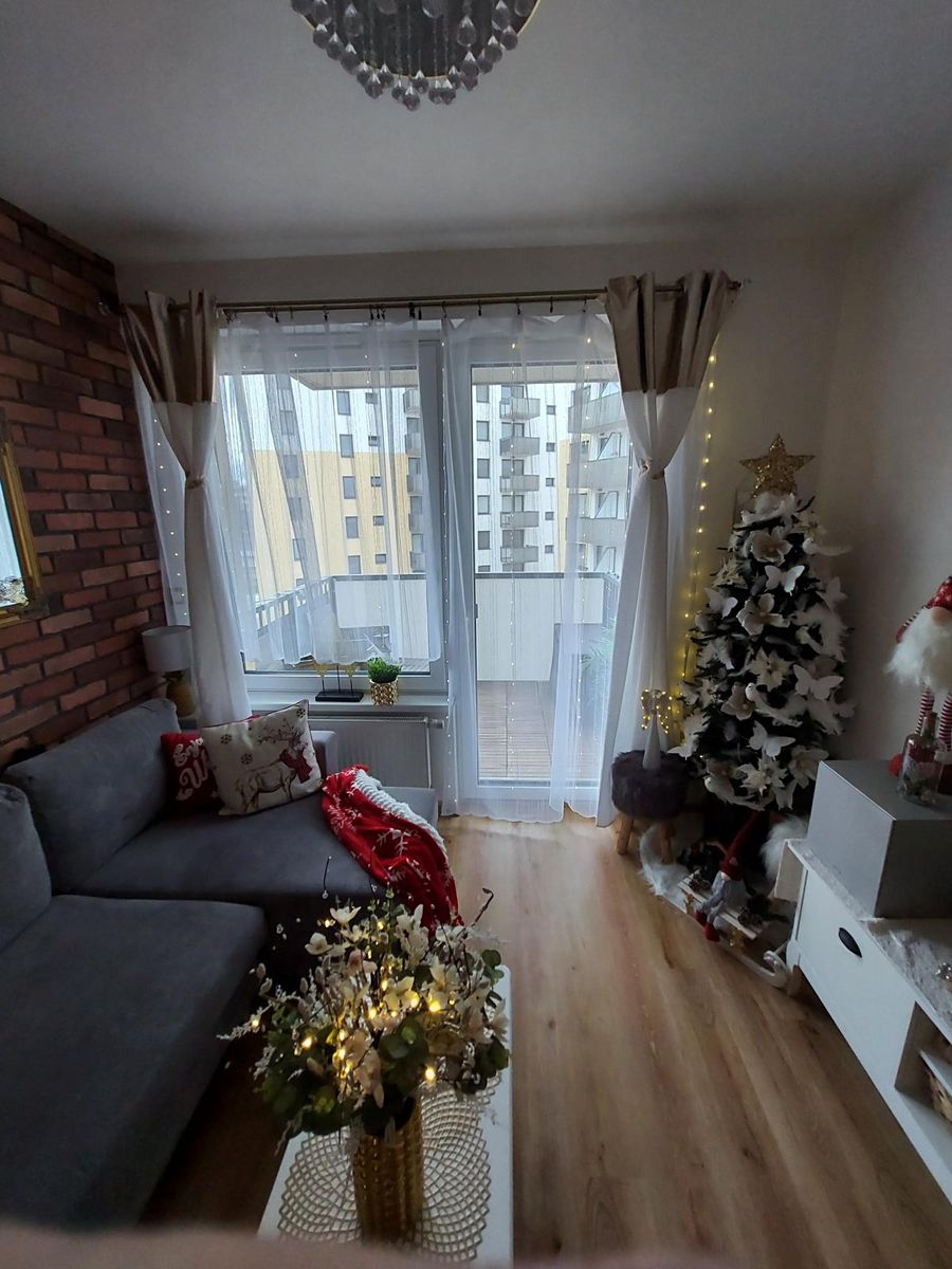 Pronájem bytu 2+kk 40 m² – fotografie 2