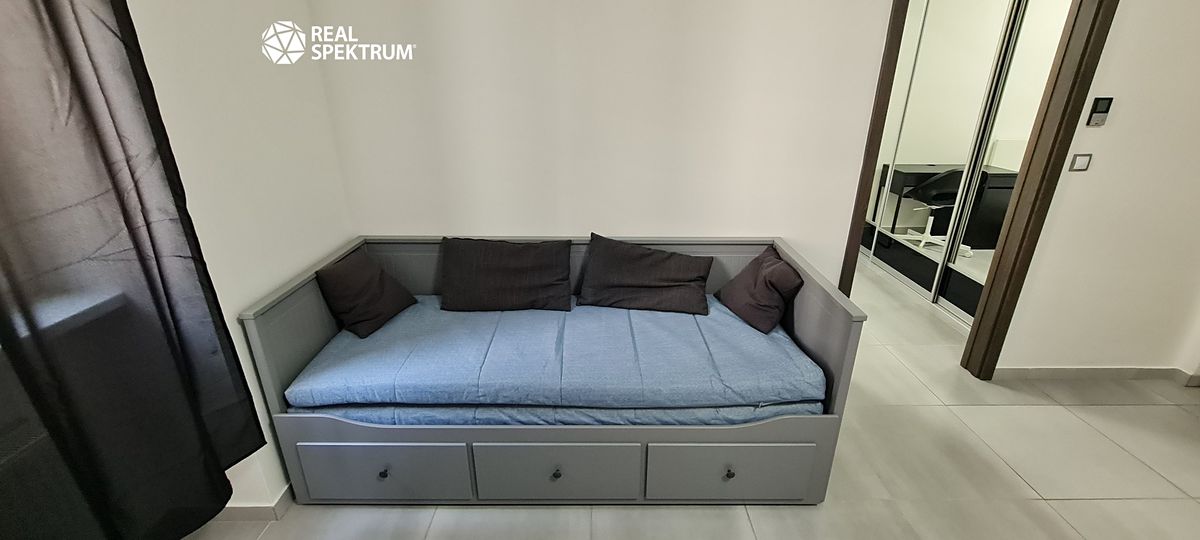 Pronájem bytu 2+kk 41 m² – fotografie 4