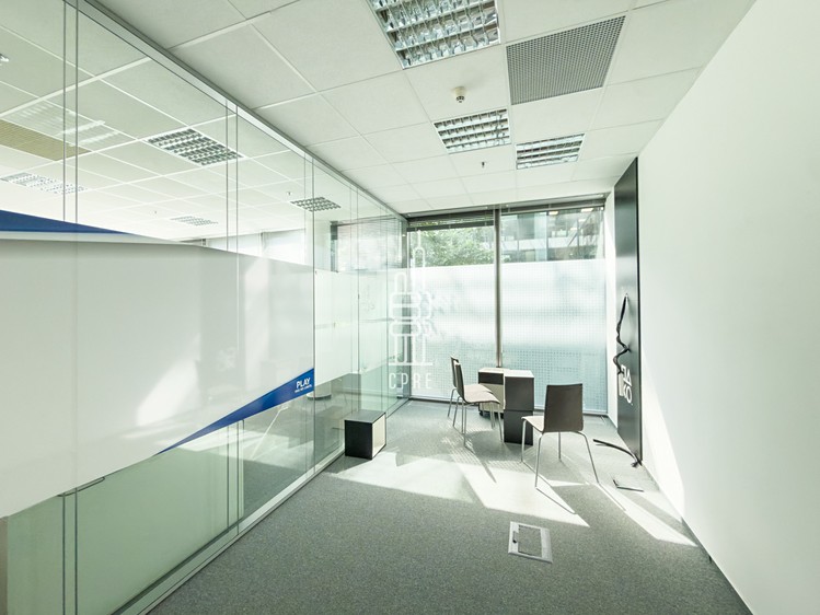 Комерційне приміщення в оренду, 200 м² (6 з 13)