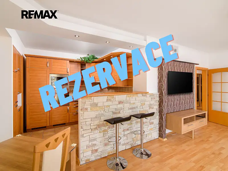 Pronájem bytu 4+kk 87 m², Čelákovice – náhled fotky 1