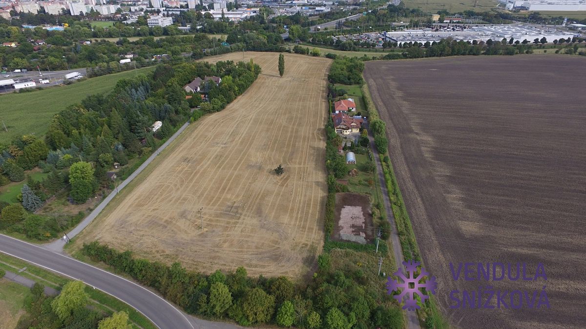 Prodej stavebního pozemku 6729 m² – fotografie 2