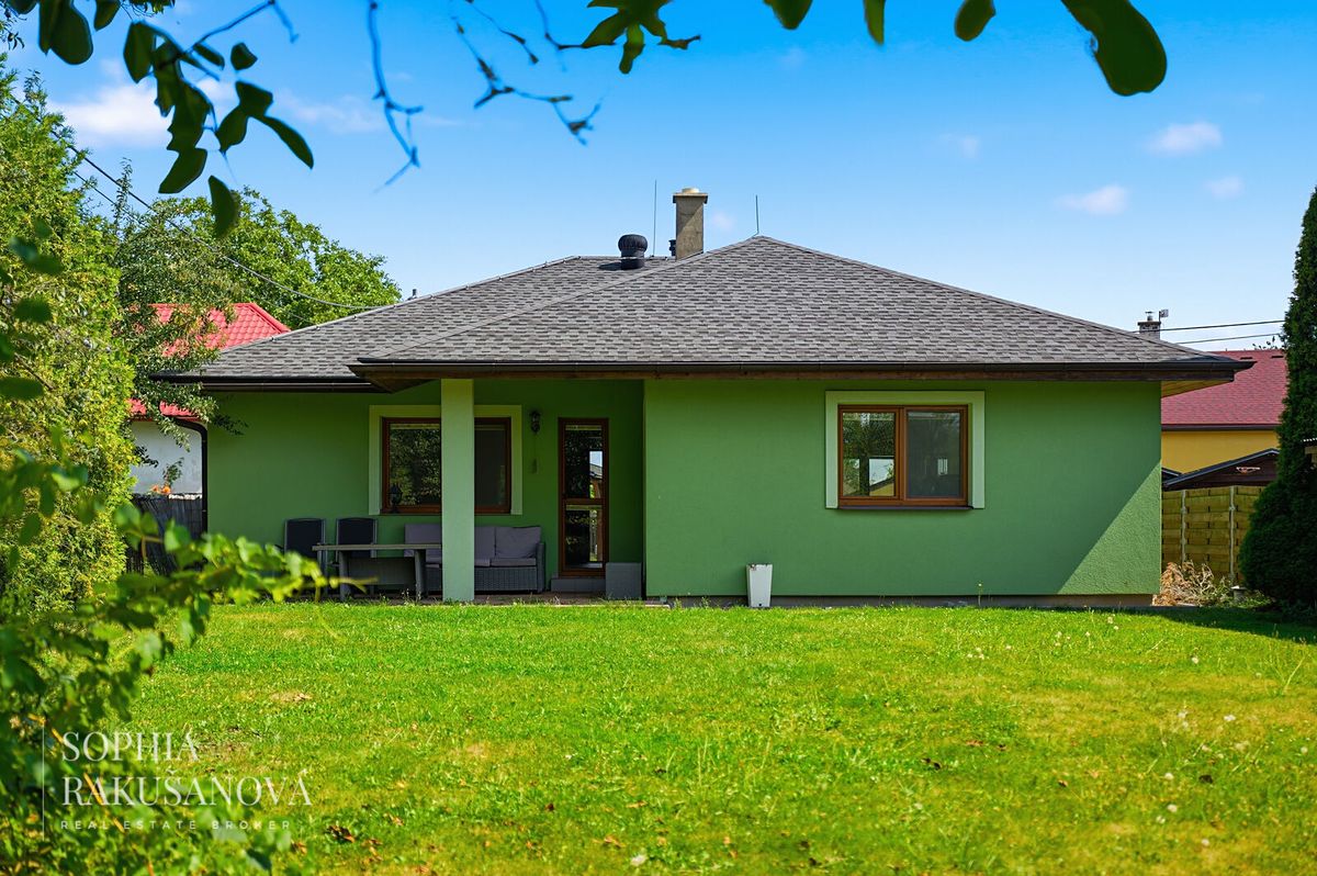 Prodej rodinného domu 115 m², pozemek 814 m²