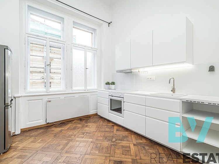 Квартира 2+kk на продаж, 43 м² (1 з 23)