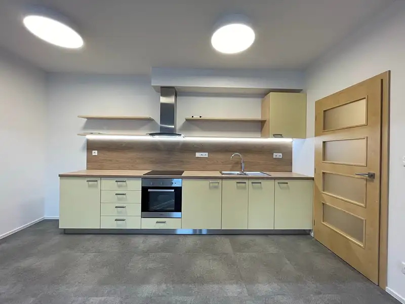 Pronájem bytu 2+kk 66 m², Prostějov – náhled fotky 3