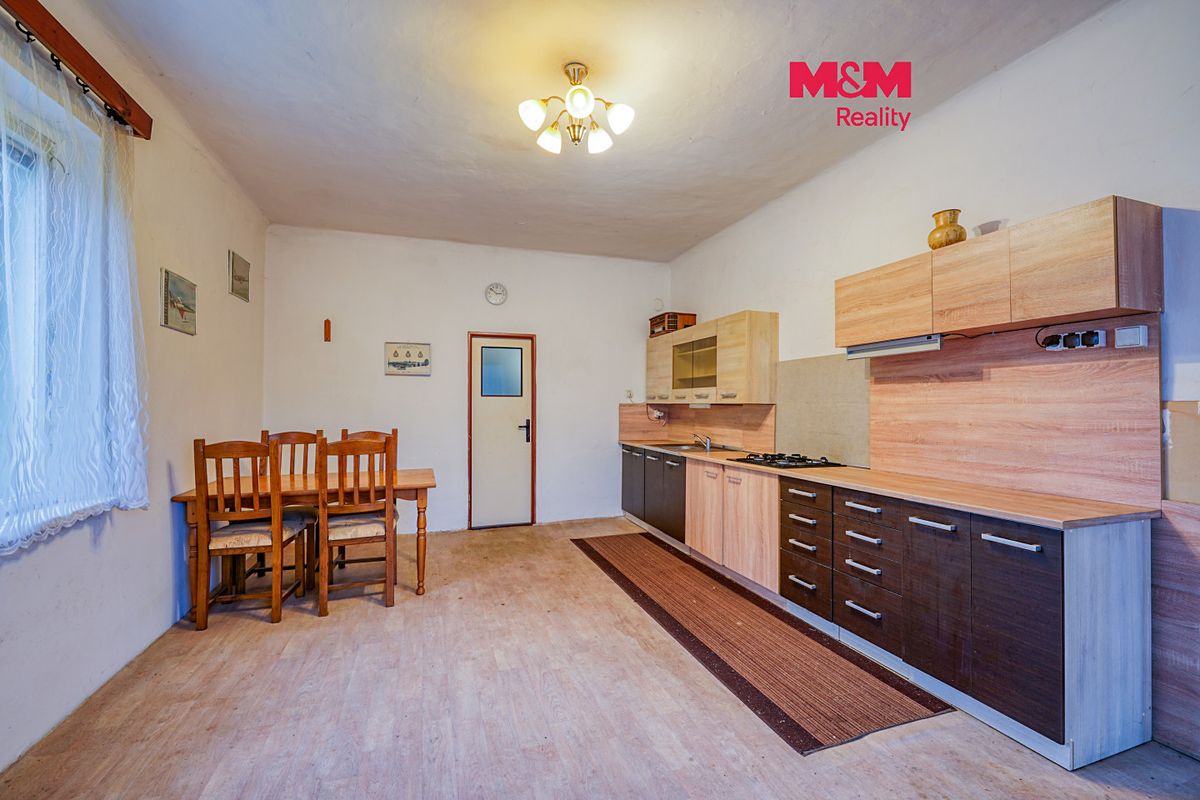 Prodej rodinného domu 80 m², pozemek 611 m²