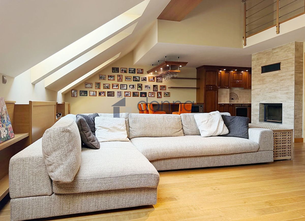 Pronájem bytu 3+kk 157 m² – fotografie 4
