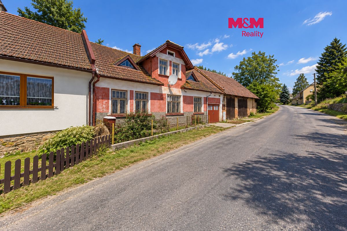 Prodej chalupy 226 m², pozemek 173 m²