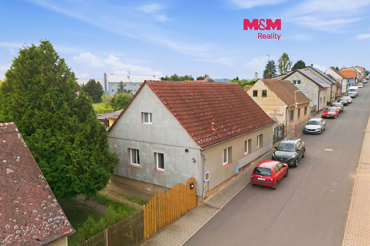 Prodej rodinného domu 118 m², pozemek 1017 m²