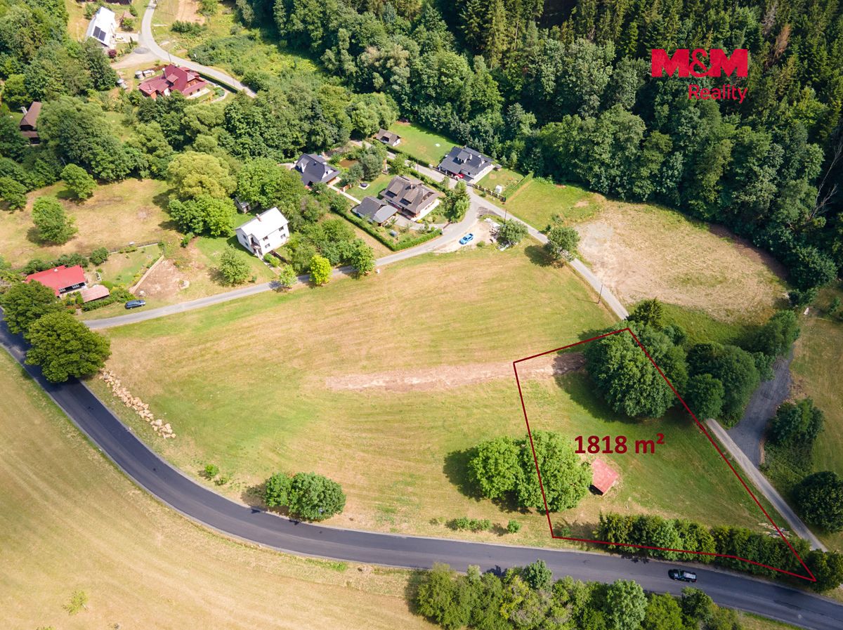 Prodej stavebního pozemku 1818 m² – fotografie 2