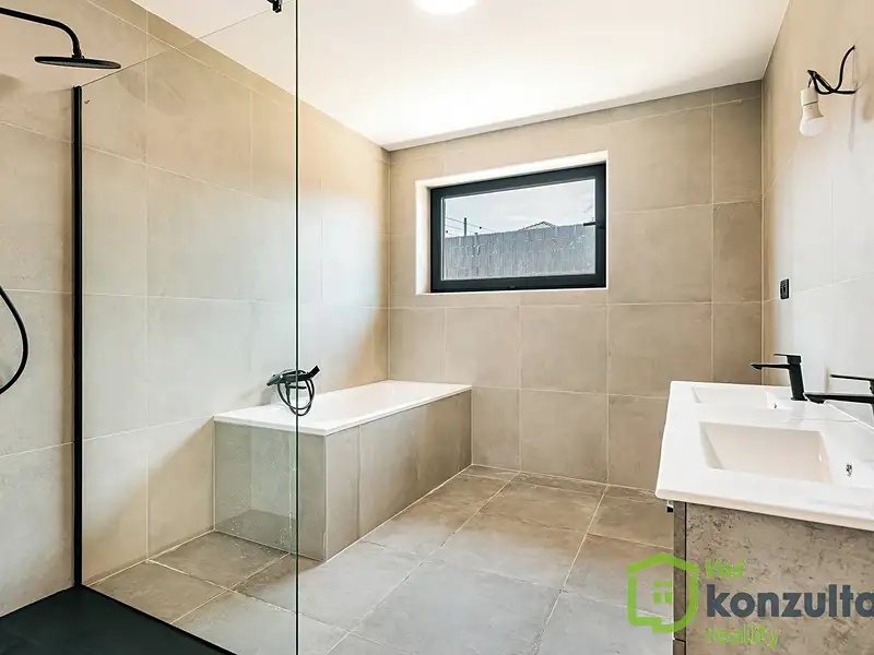 Prodej rodinného domu 179 m², pozemek 814 m², Morkovice-Slížany – náhled fotky 3