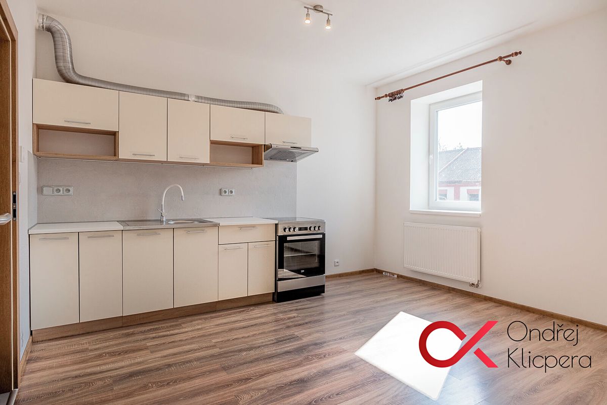 Pronájem bytu 2+kk 44 m² – fotografie 3
