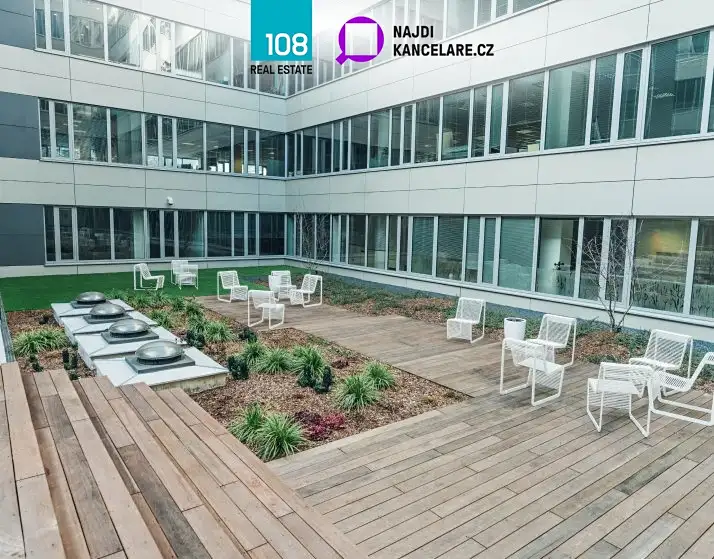 Pronájem kanceláře 898 m², Praha – náhled fotky 3